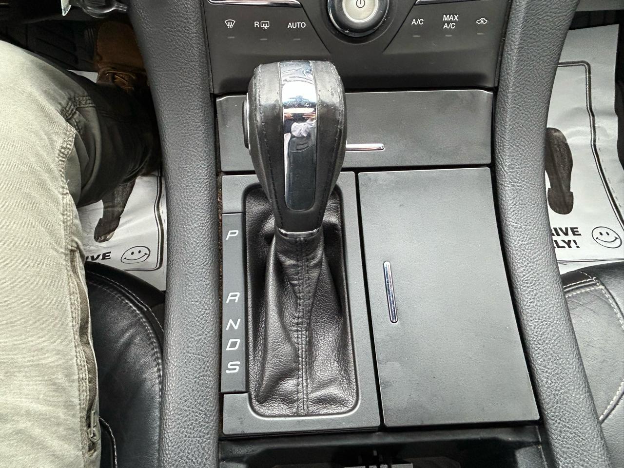 Ford Taurus SEL FWD 2014