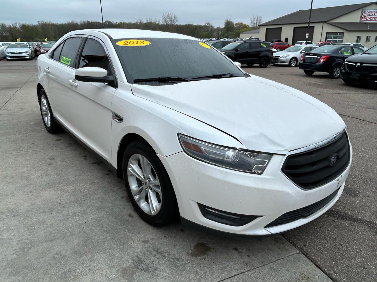 Ford Taurus SEL FWD 2013