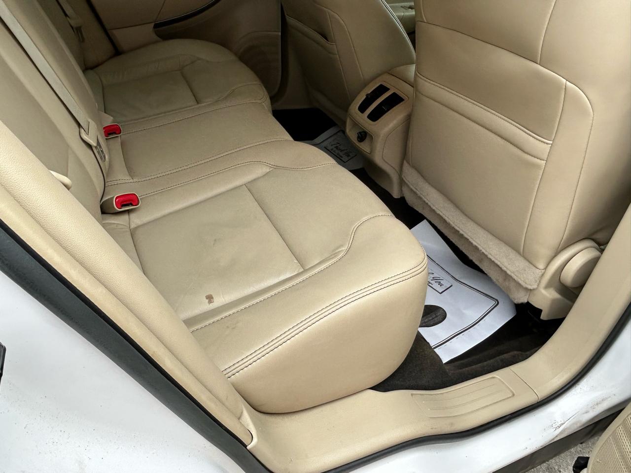 Ford Taurus SEL FWD 2013