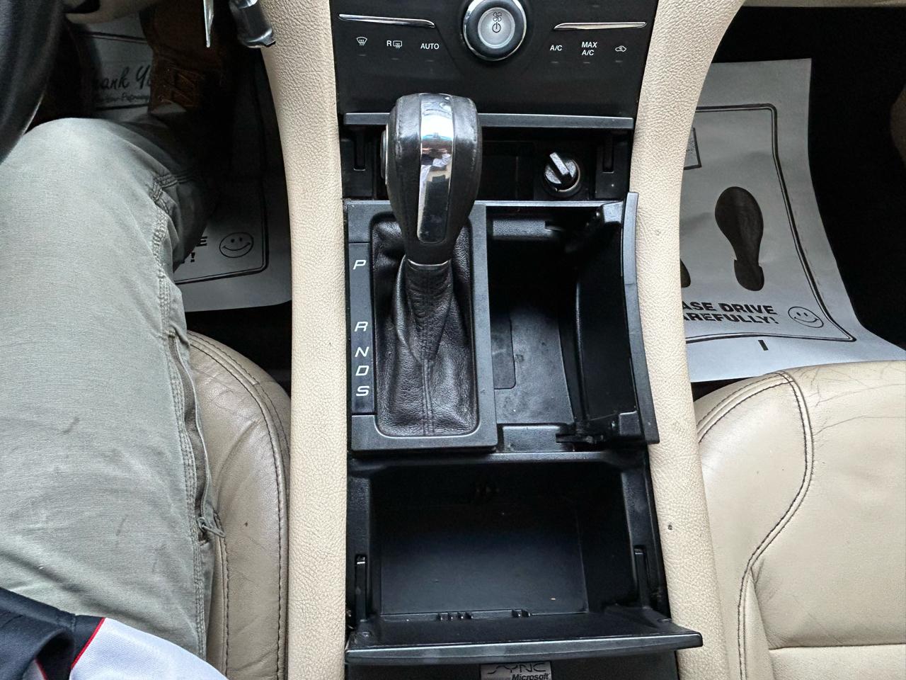 Ford Taurus SEL FWD 2013