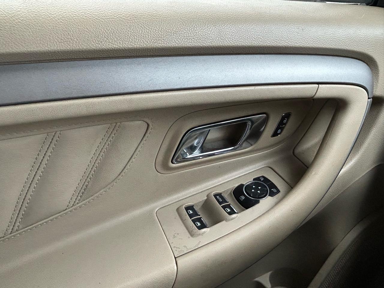 Ford Taurus SEL FWD 2013