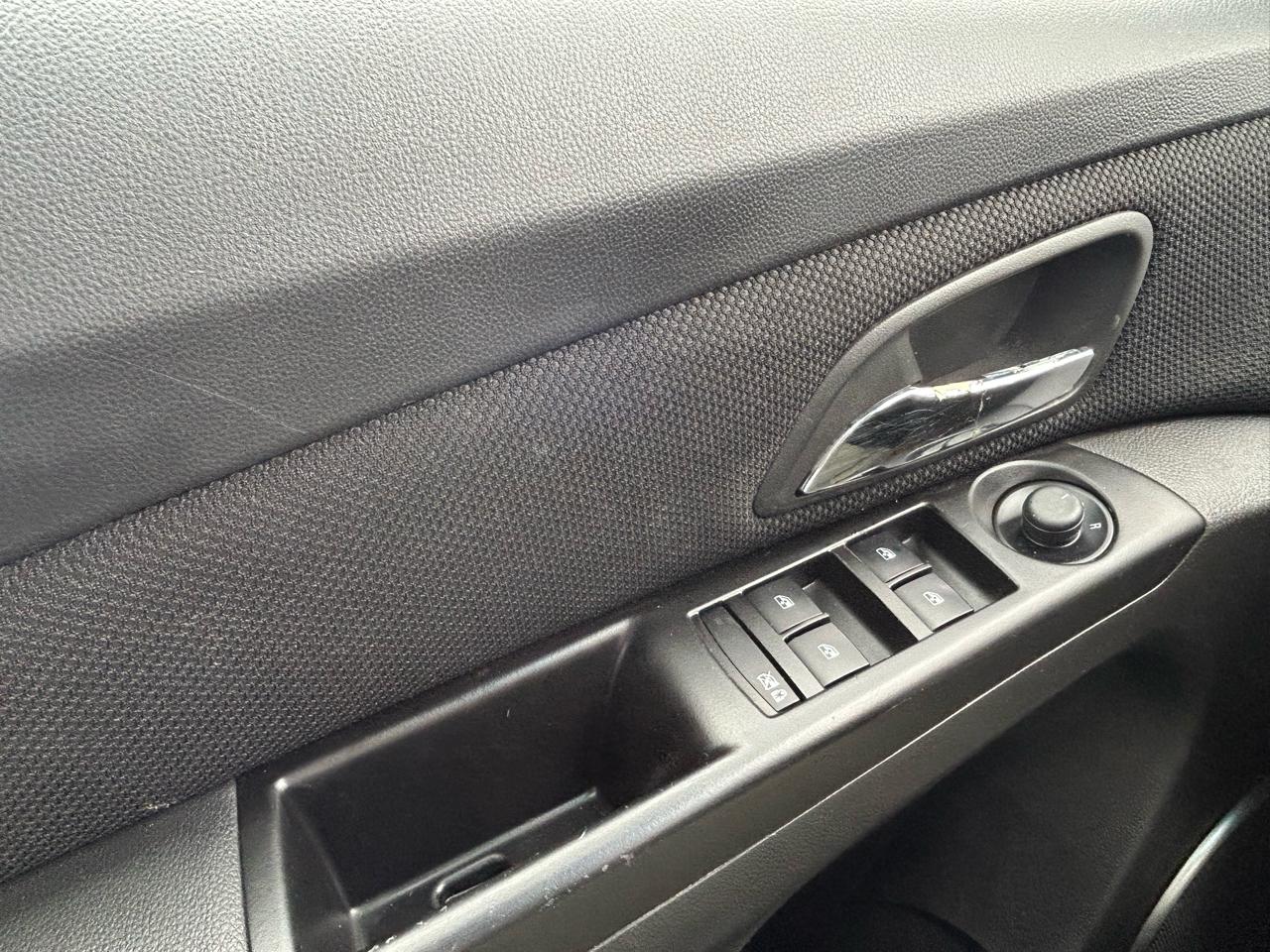 Chevrolet Cruze 1FL 2011