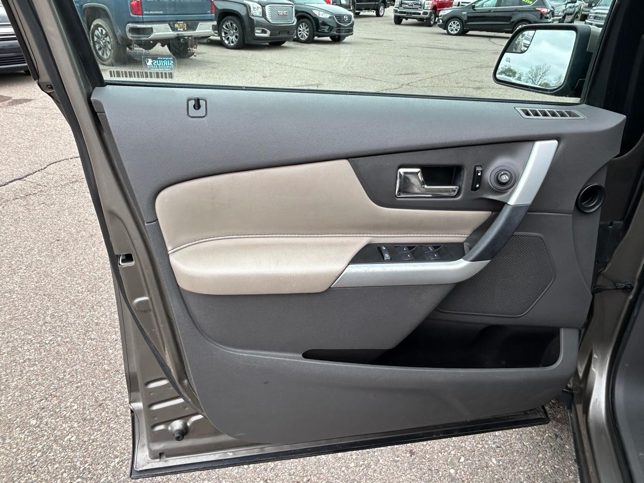 Ford Edge SEL FWD 2013