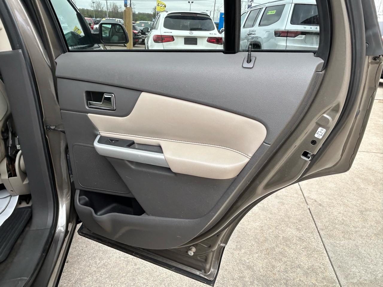 Ford Edge SEL FWD 2013