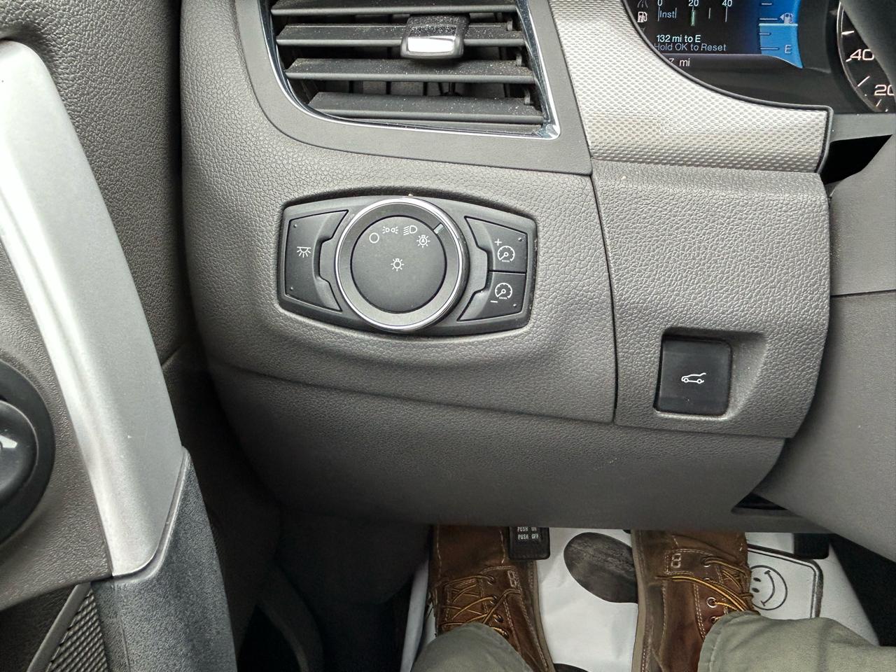 Ford Edge SEL FWD 2013