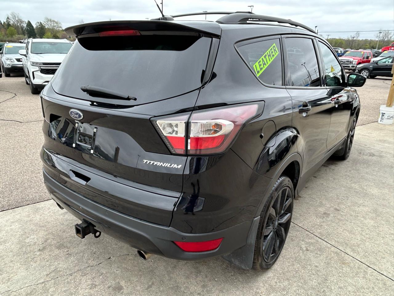 Ford Escape Titanium 4WD 2017