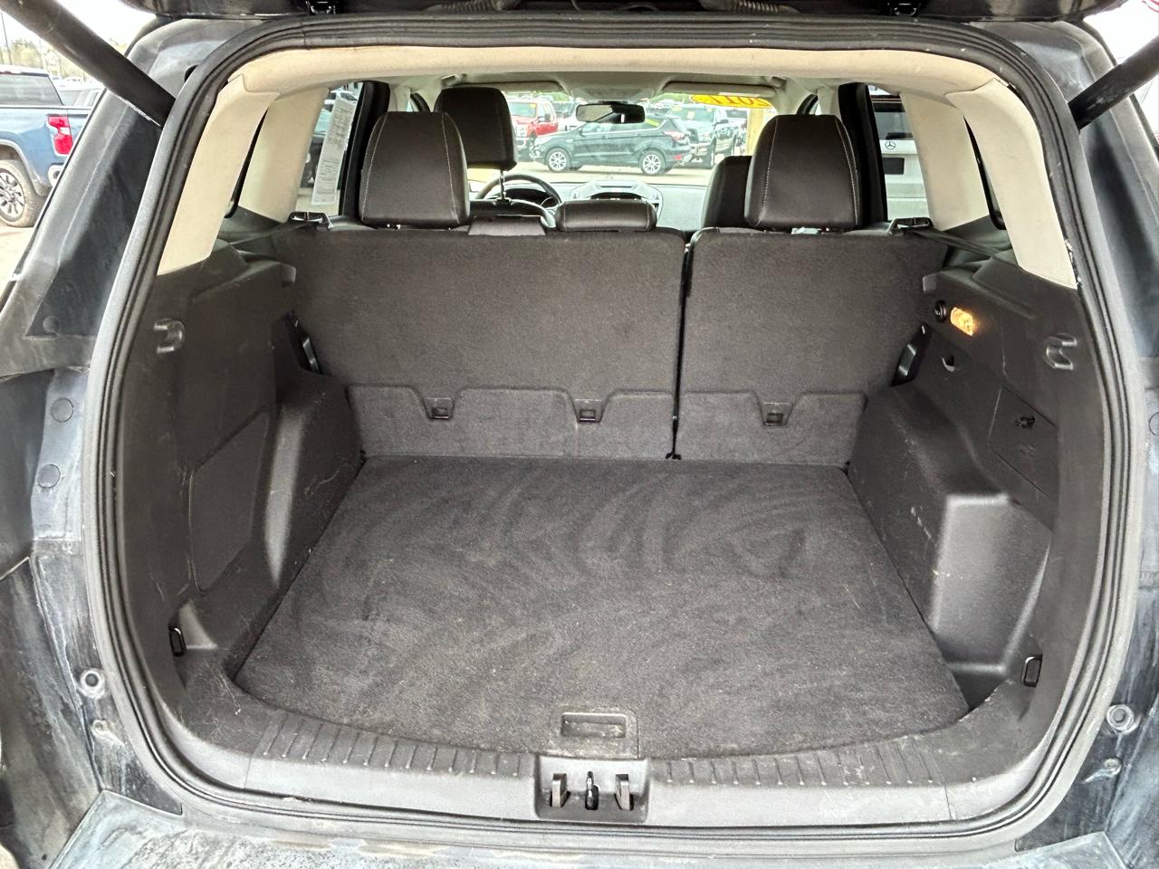 Ford Escape Titanium 4WD 2017