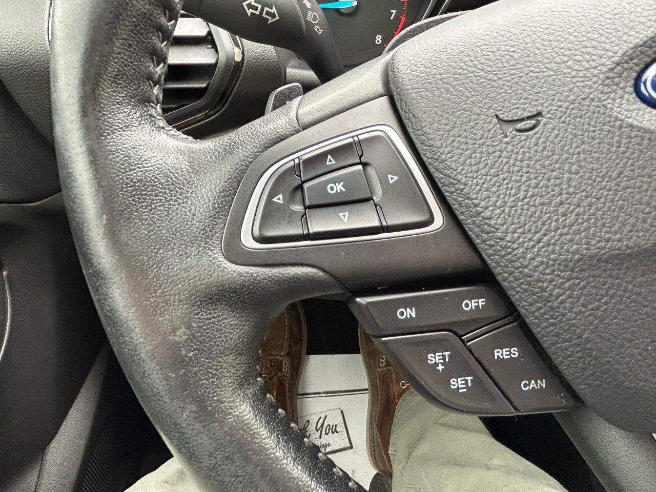 Ford Escape Titanium 4WD 2017