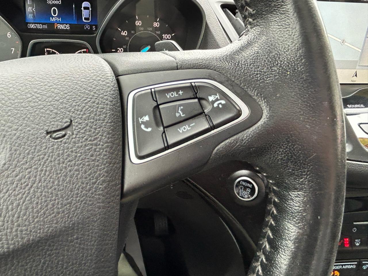 Ford Escape Titanium 4WD 2017