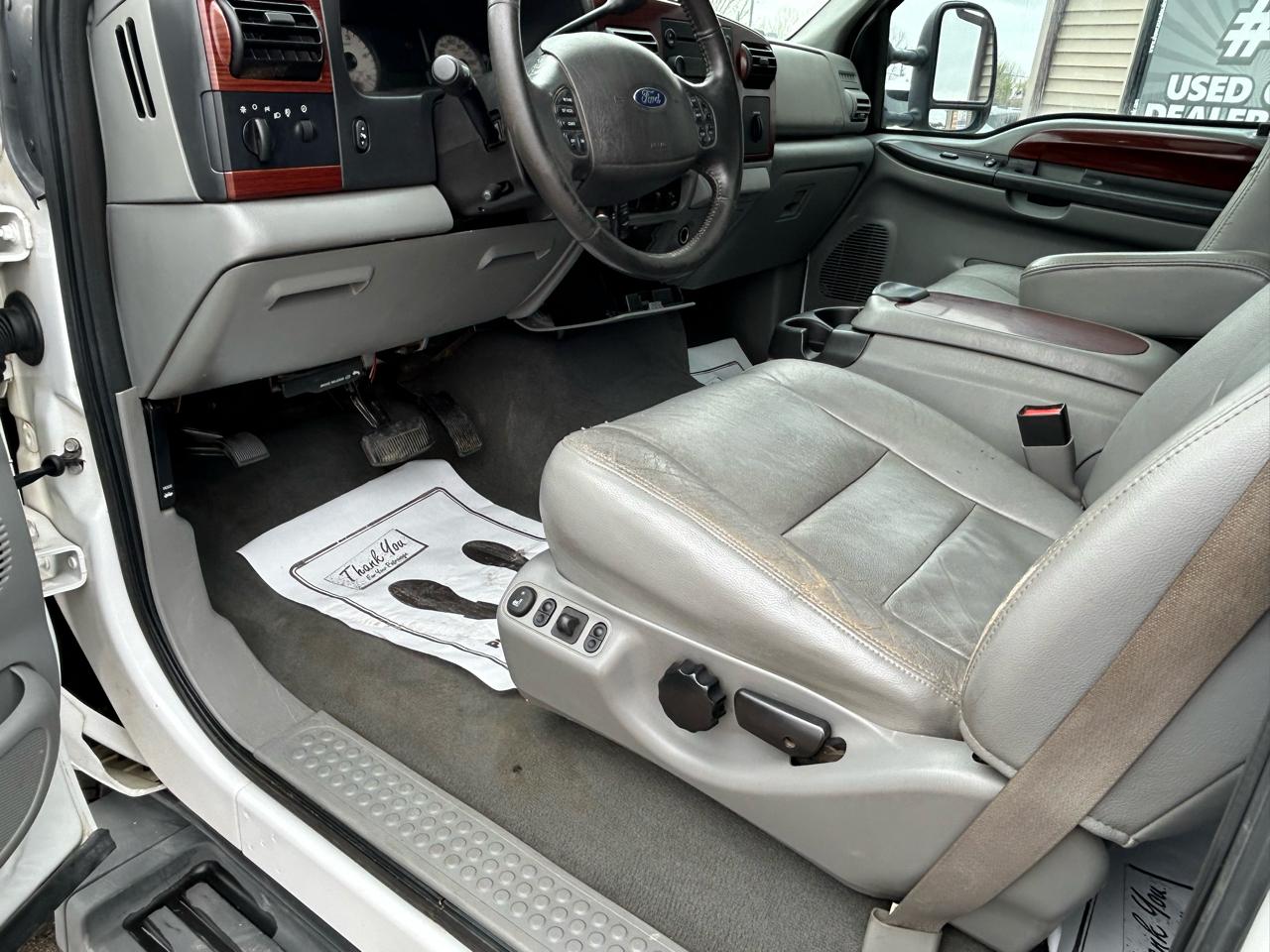 Ford F-350 SD XLT Crew Cab Long Bed 4WD 2006