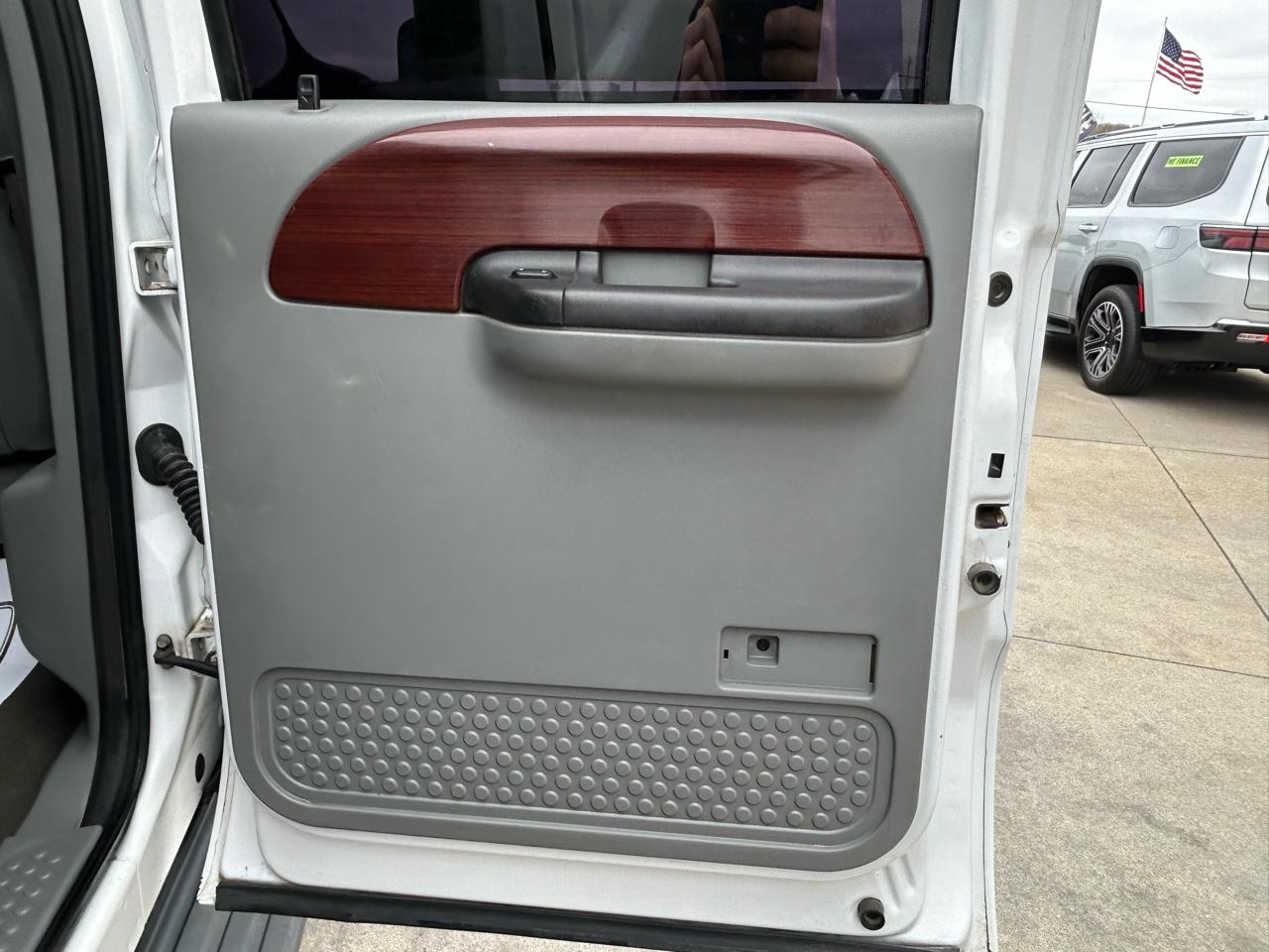 Ford F-350 SD XLT Crew Cab Long Bed 4WD 2006