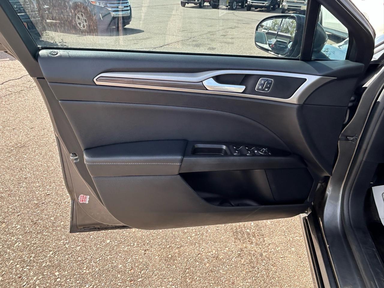 Ford Fusion SE AWD 2017