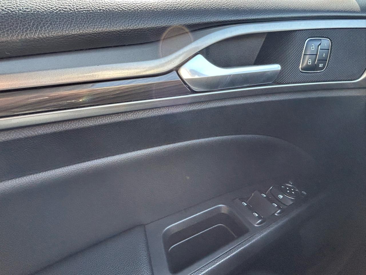 Ford Fusion SE AWD 2017