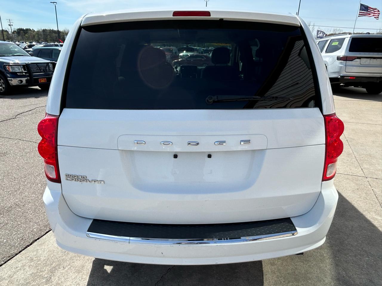Dodge Grand Caravan SE 2015