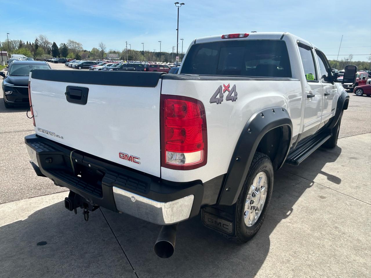 GMC Sierra 2500HD SLE Crew Cab 4WD 2012