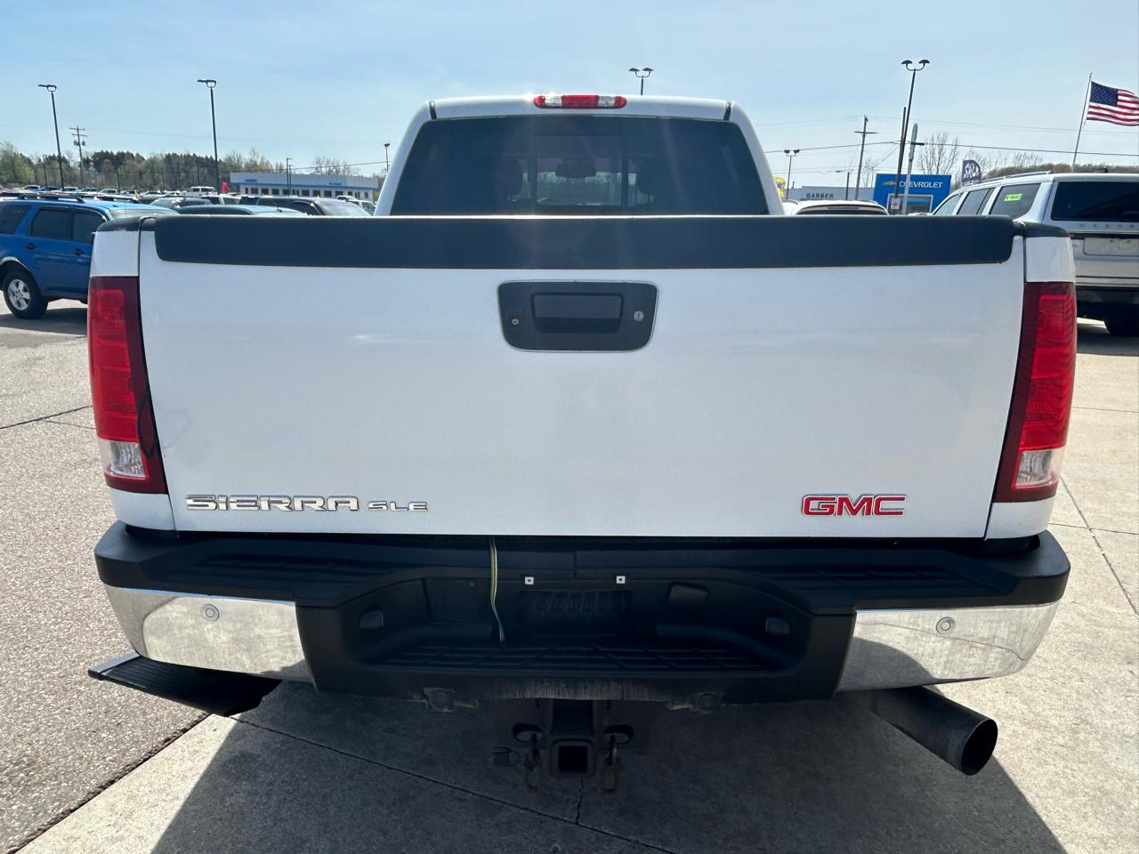 GMC Sierra 2500HD SLE Crew Cab 4WD 2012