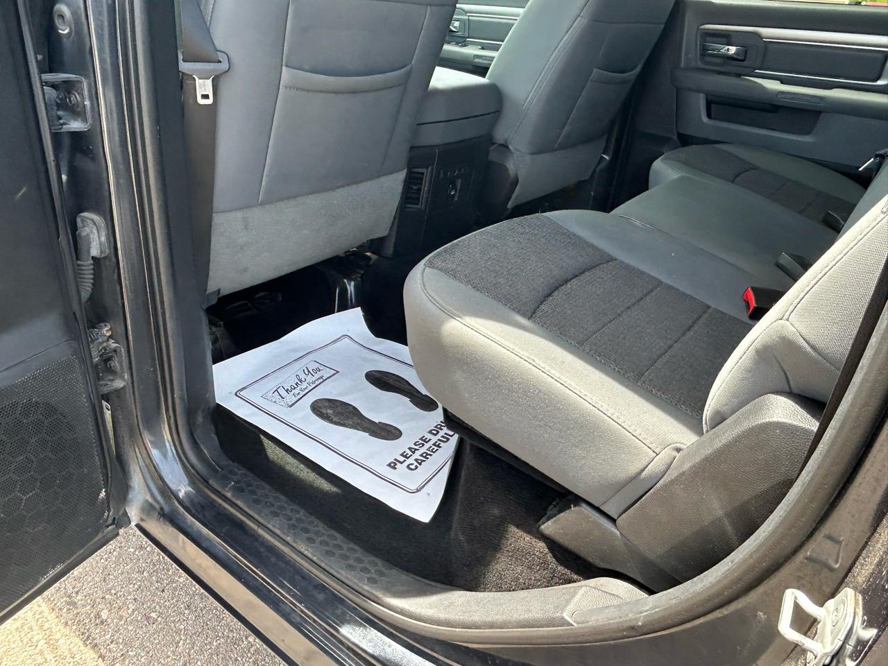 RAM 1500 SLT Crew Cab SWB 4WD 2014