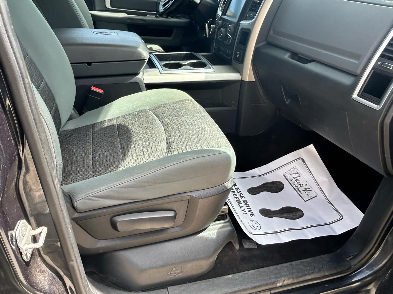 RAM 1500 SLT Crew Cab SWB 4WD 2014