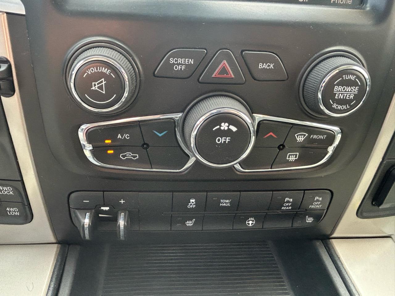 RAM 1500 SLT Crew Cab SWB 4WD 2014