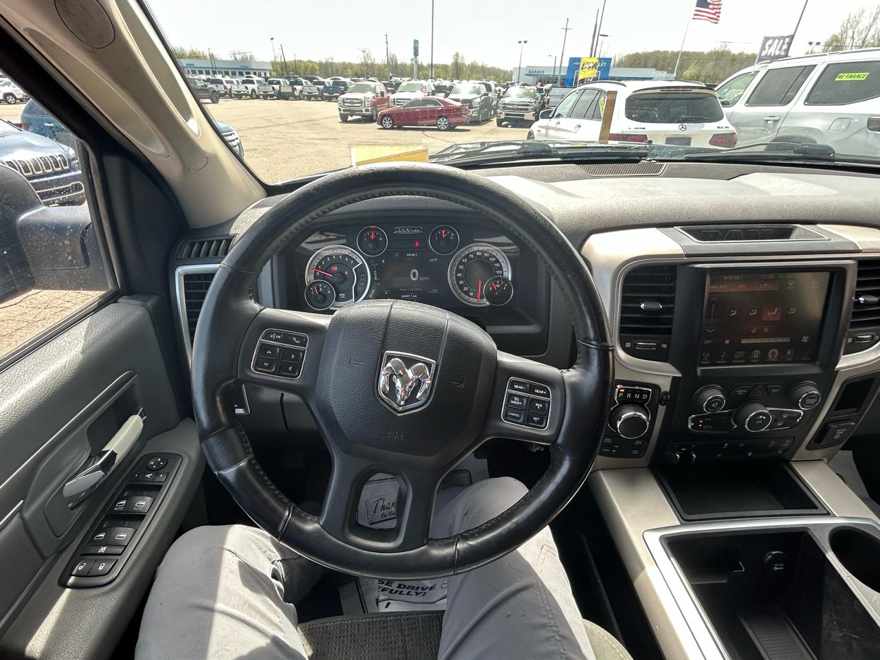 RAM 1500 SLT Crew Cab SWB 4WD 2014