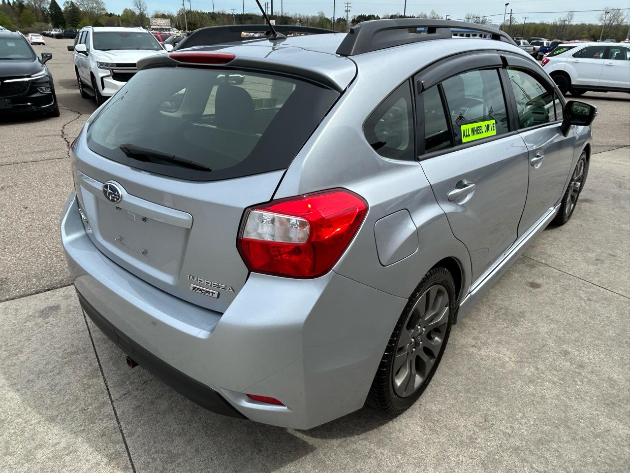 Subaru Impreza 2.0i Limited PZEV 5-Door 2016
