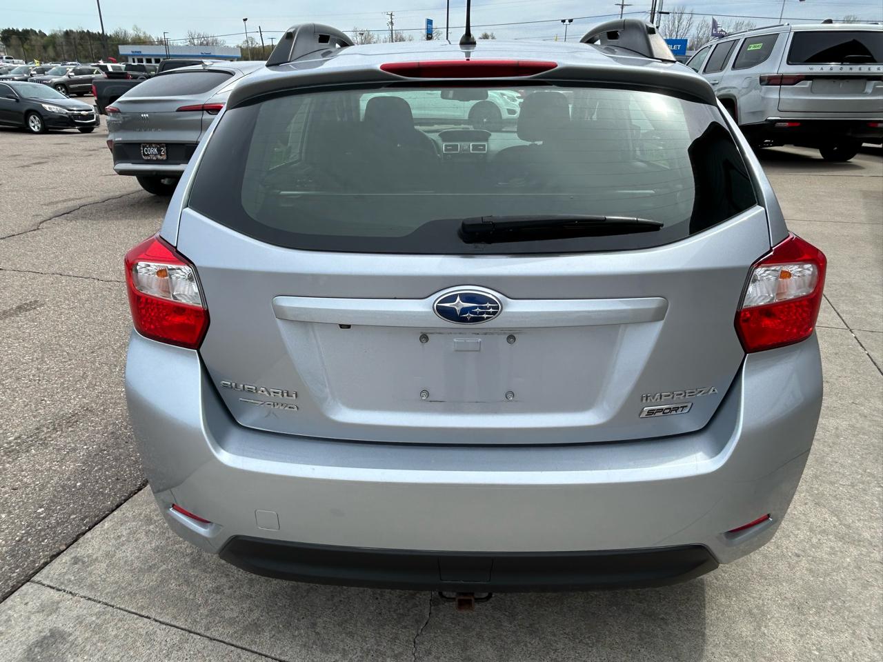 Subaru Impreza 2.0i Limited PZEV 5-Door 2016