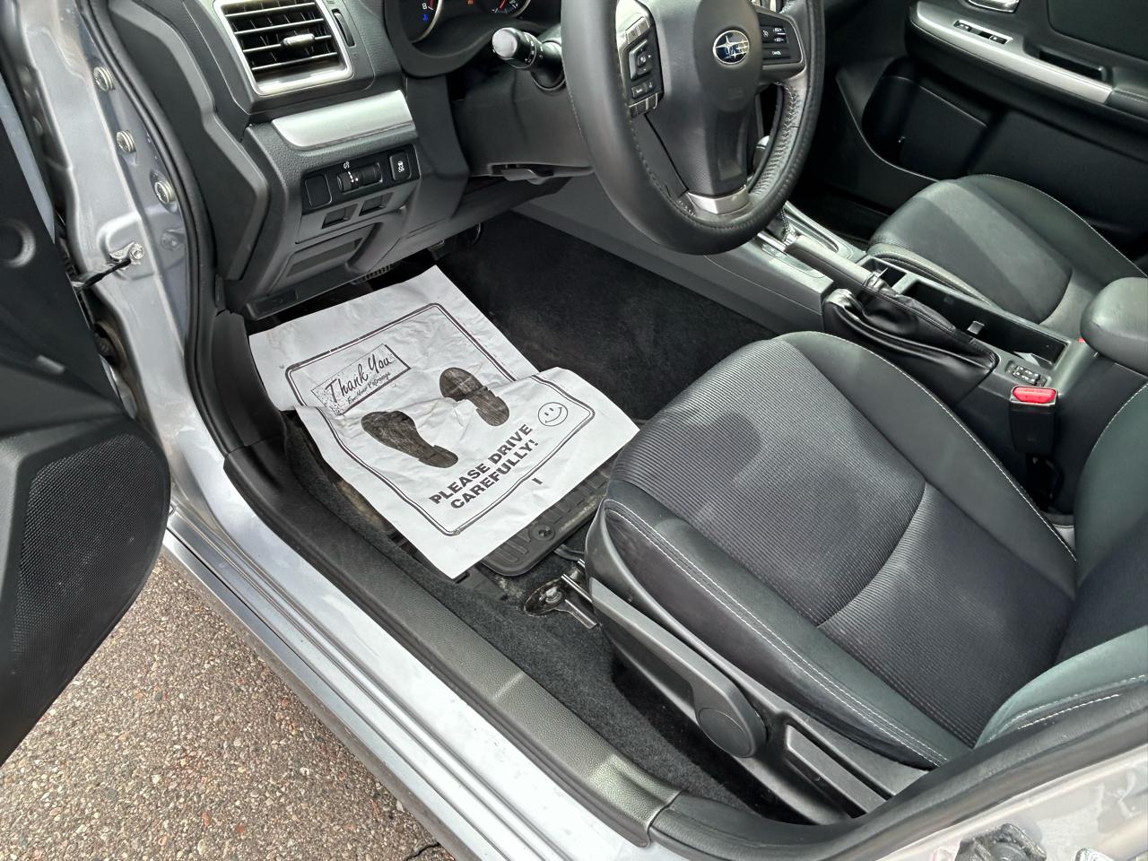 Subaru Impreza 2.0i Limited PZEV 5-Door 2016