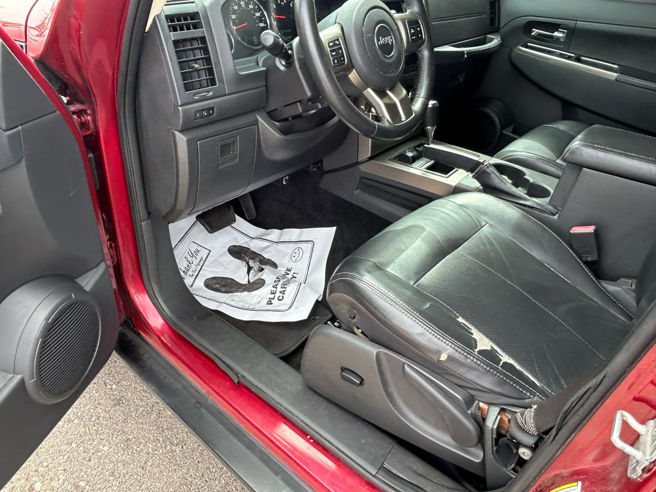 Jeep Liberty Limited 4WD 2012