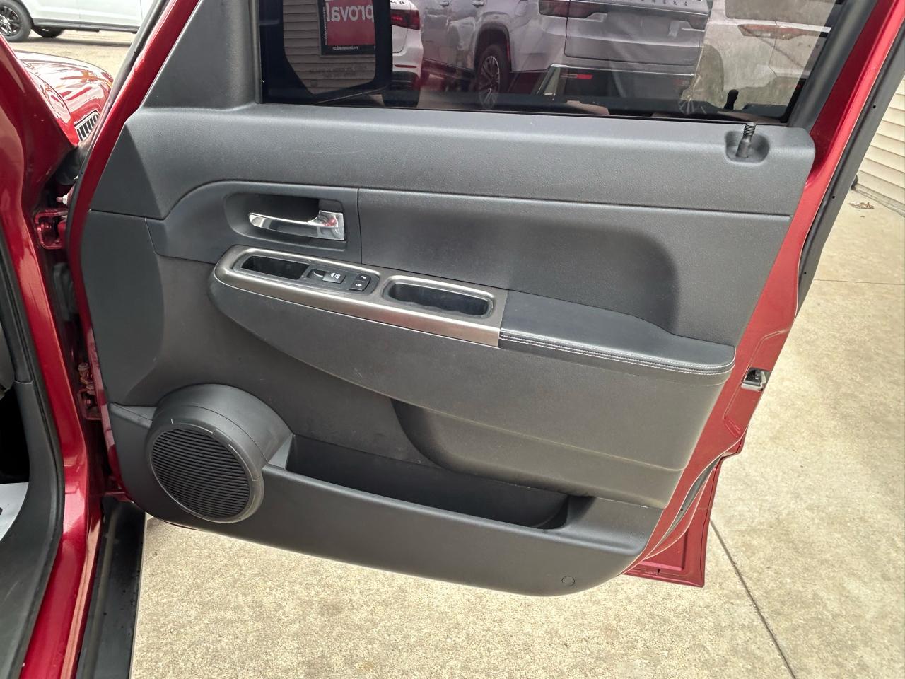 Jeep Liberty Limited 4WD 2012