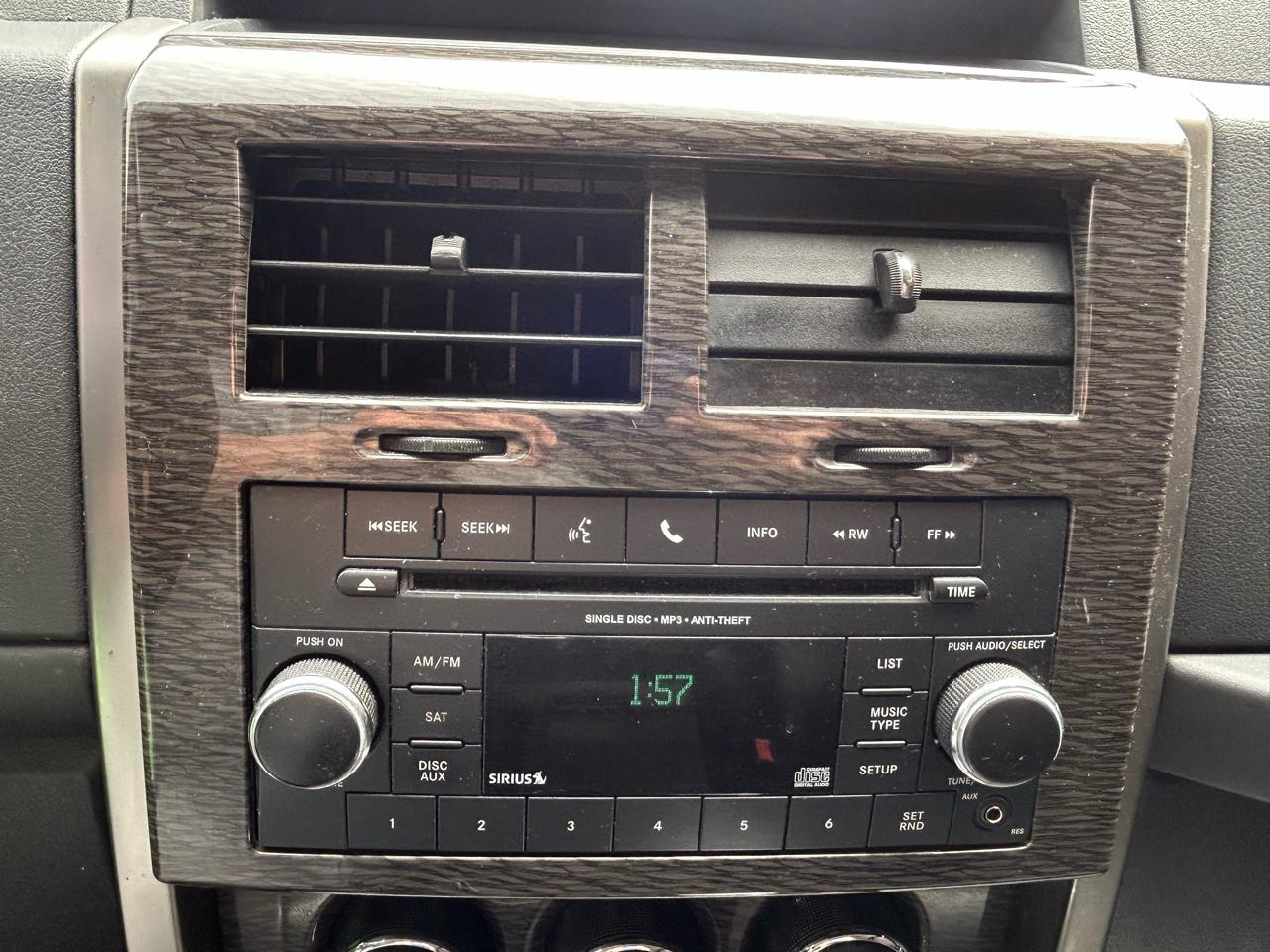 Jeep Liberty Limited 4WD 2012