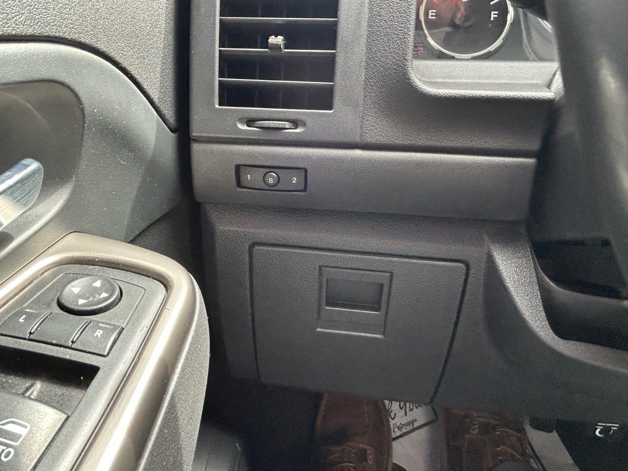 Jeep Liberty Limited 4WD 2012