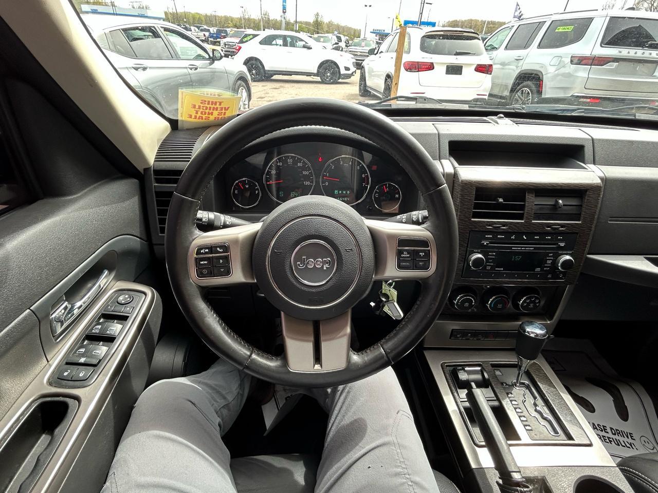 Jeep Liberty Limited 4WD 2012