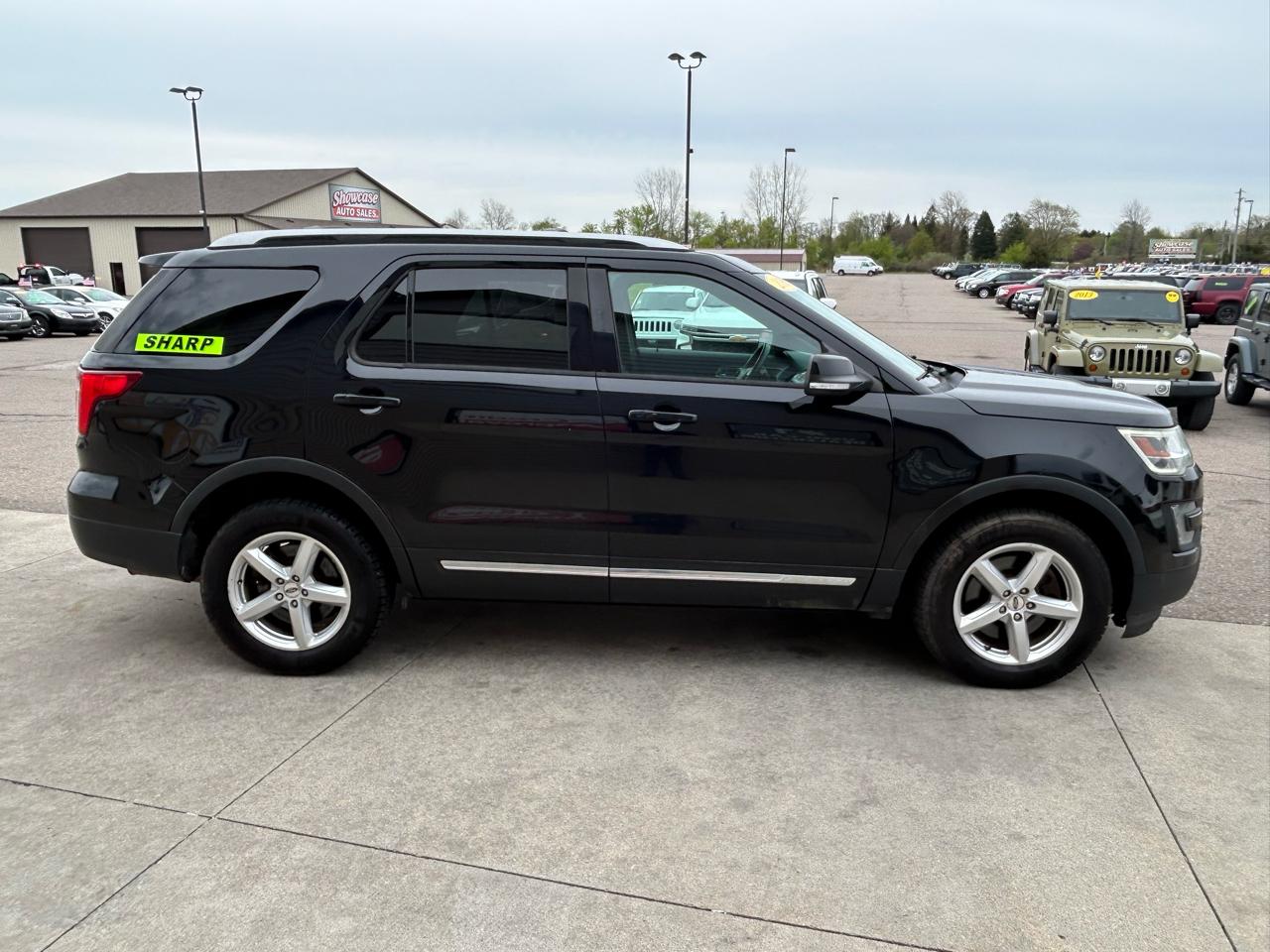 Ford Explorer XLT 4WD 2016