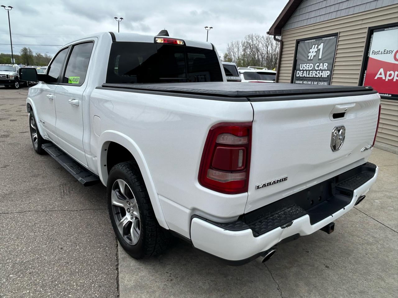 RAM 1500 Laramie Crew Cab SWB 4WD 2019