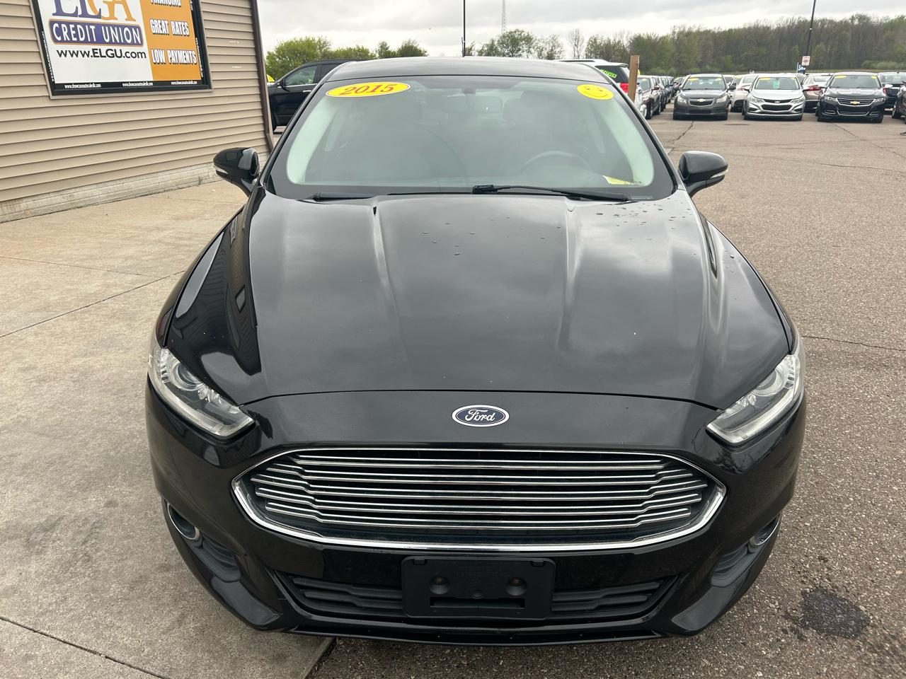Ford Fusion SE 2015