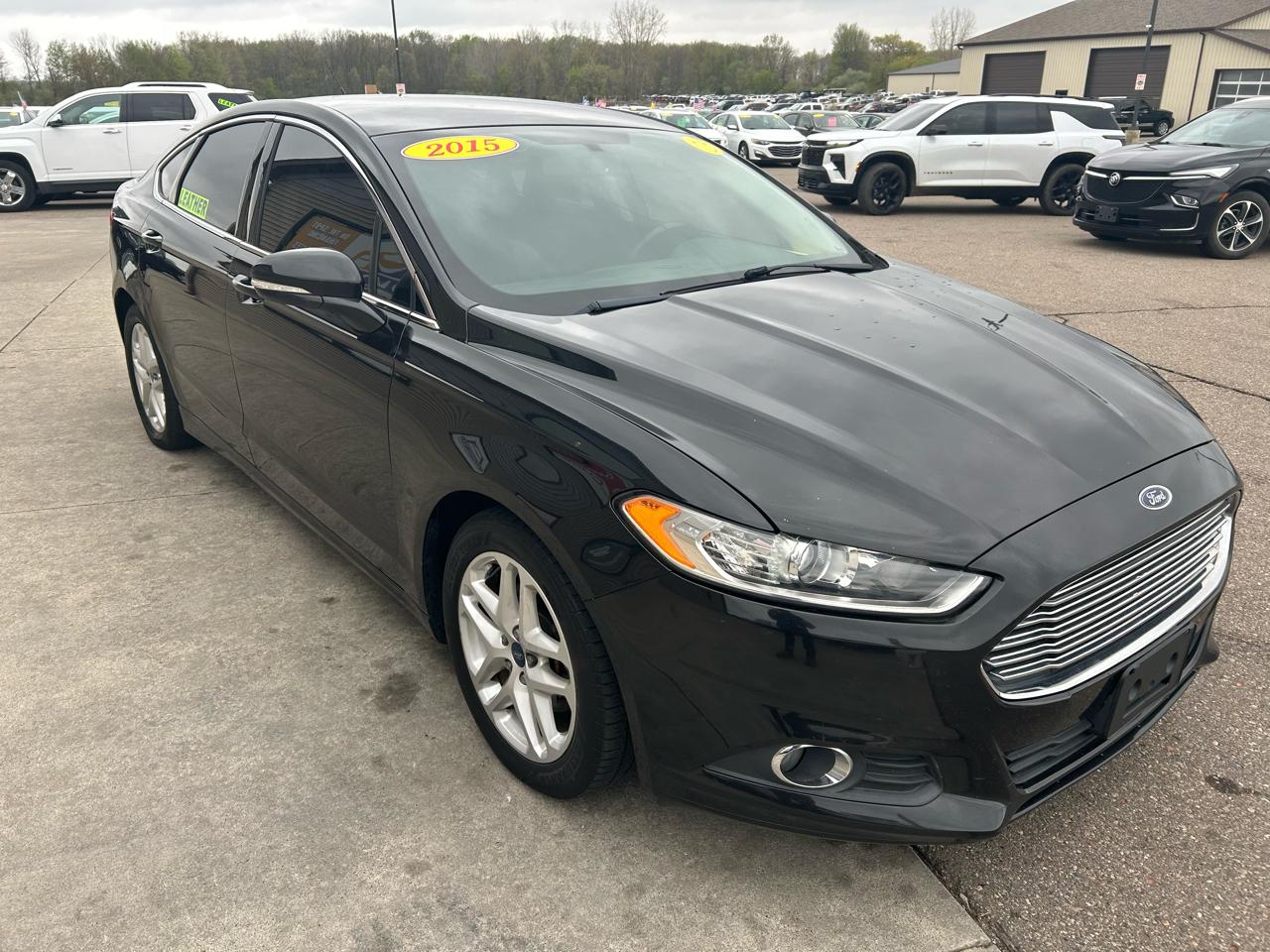 Ford Fusion SE 2015