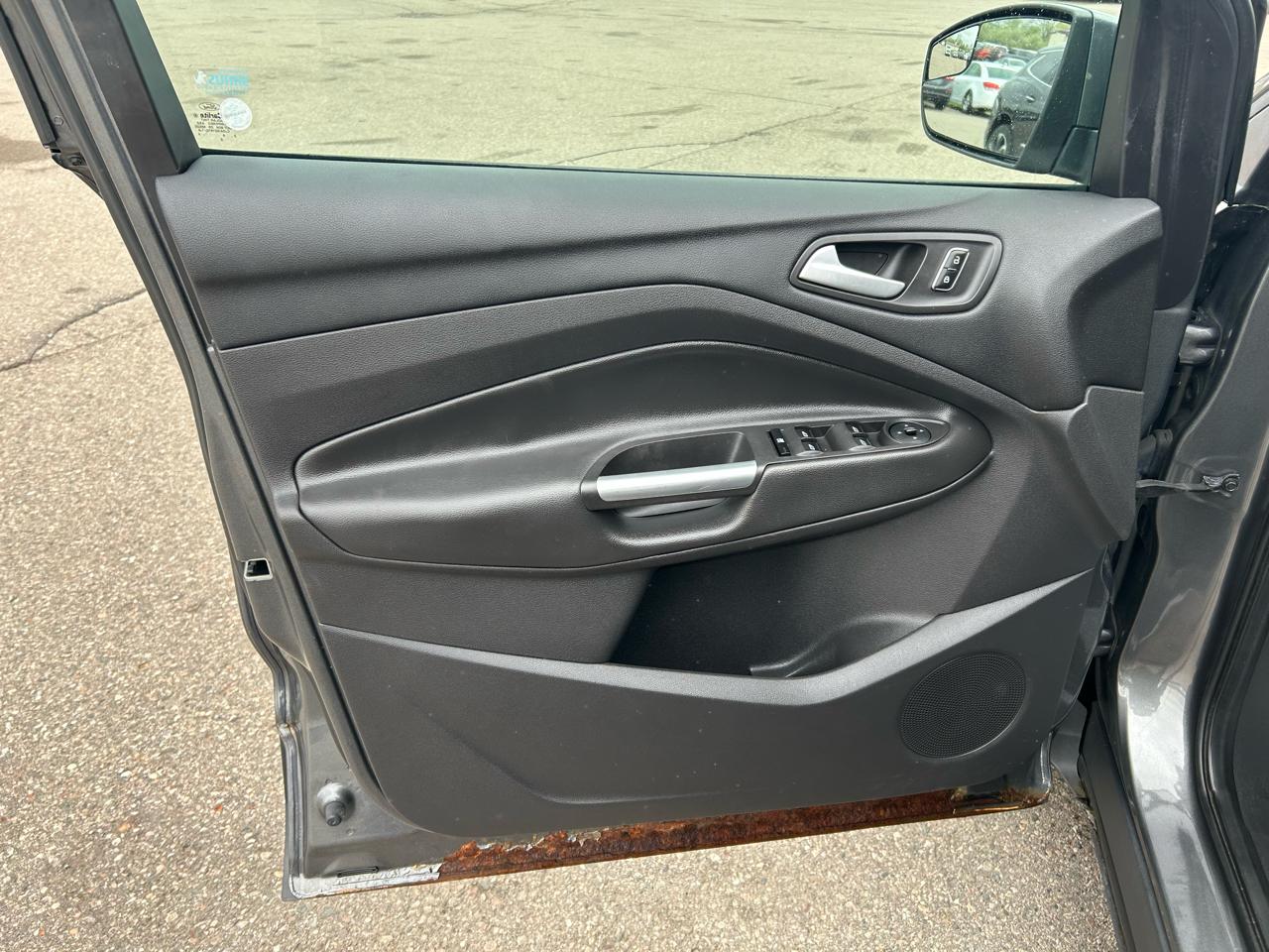 Ford Escape SE FWD 2013