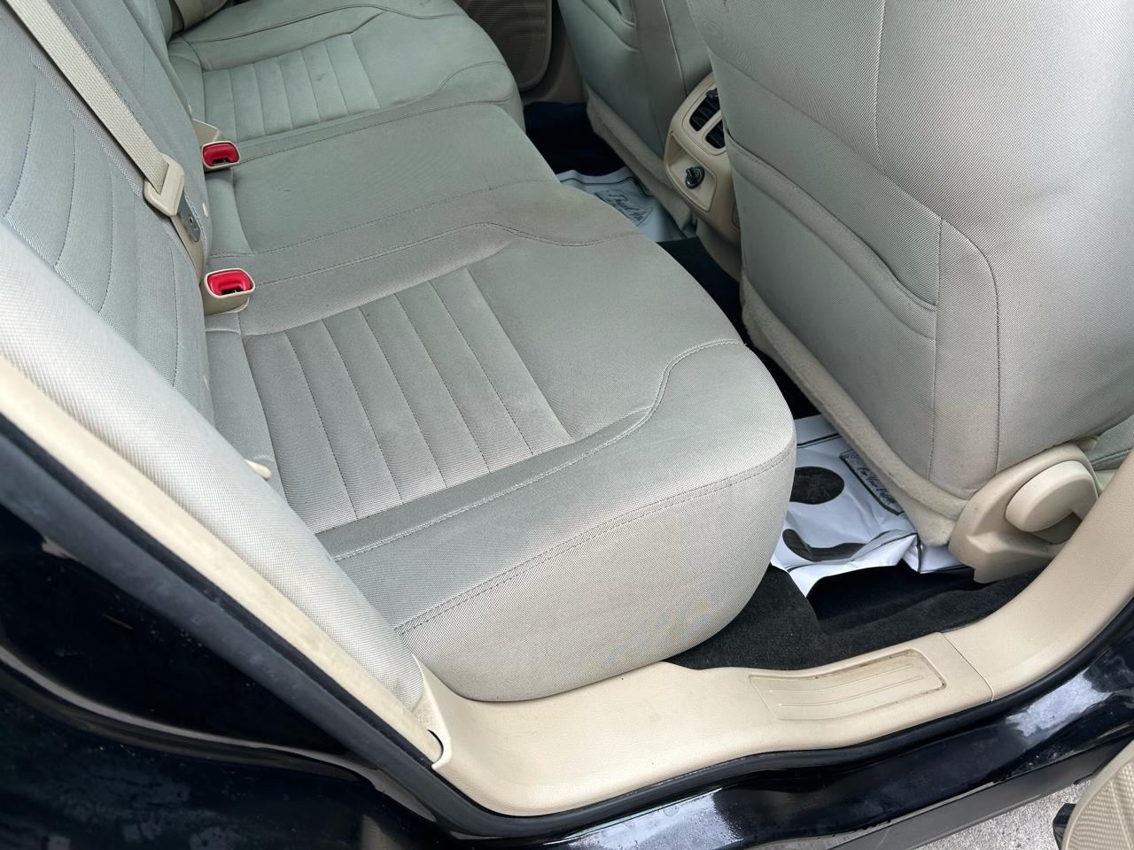 Ford Taurus SE FWD 2017