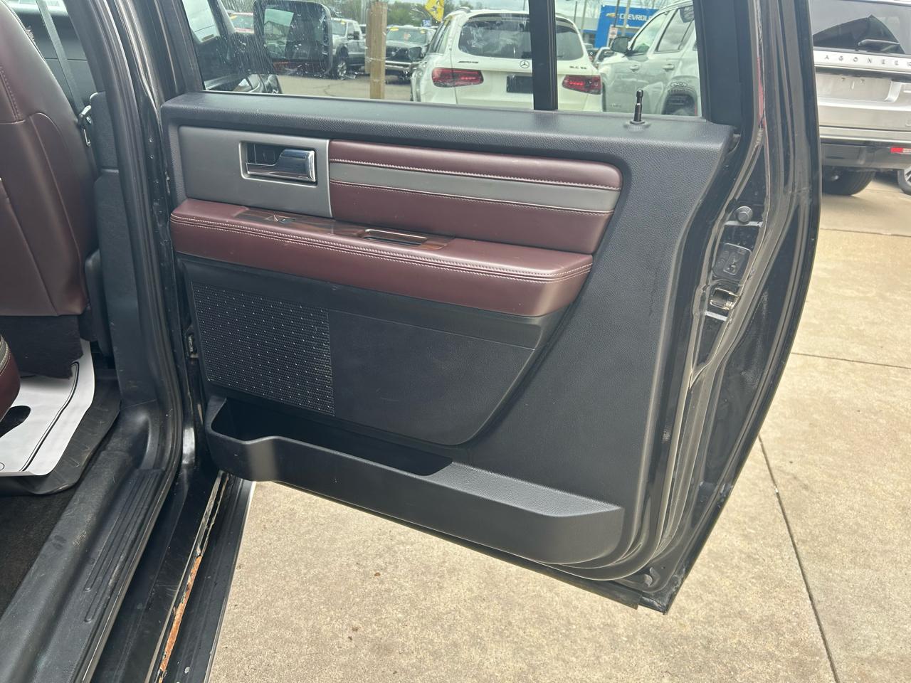 Ford Expedition EL Platinum 4WD 2015