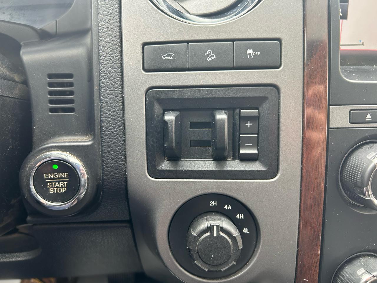 Ford Expedition EL Platinum 4WD 2015