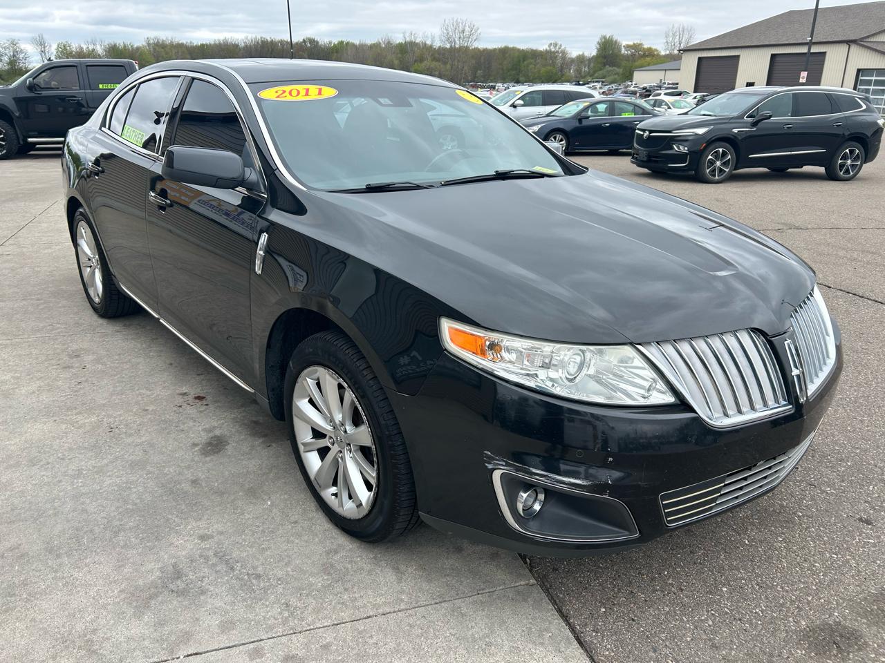Lincoln MKS 3.5L with EcoBoost AWD 2011