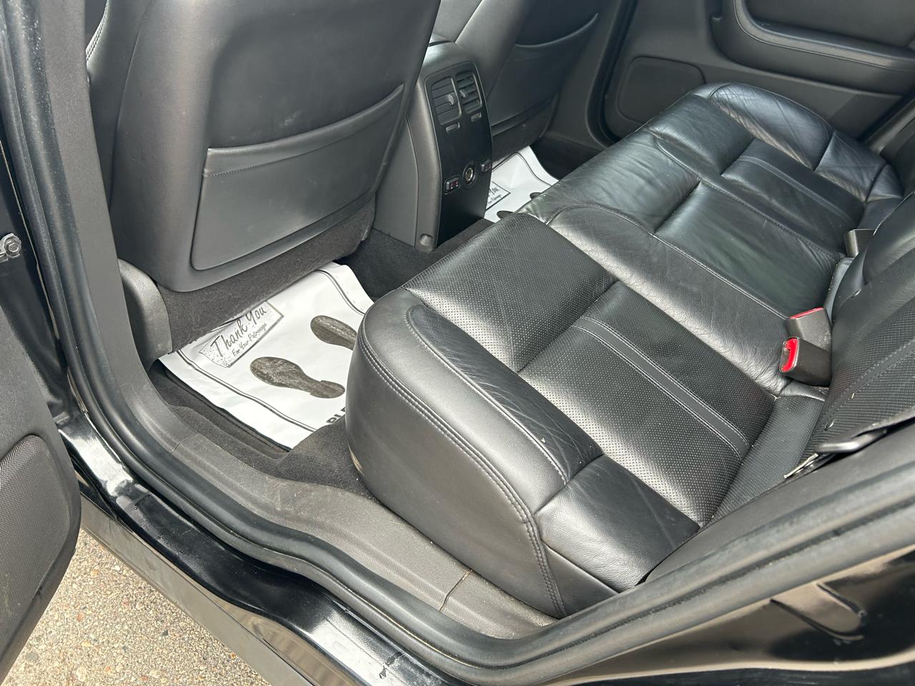 Lincoln MKS 3.5L with EcoBoost AWD 2011