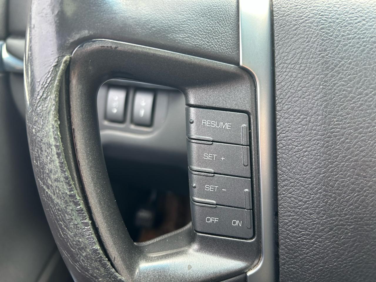 Lincoln MKS 3.5L with EcoBoost AWD 2011