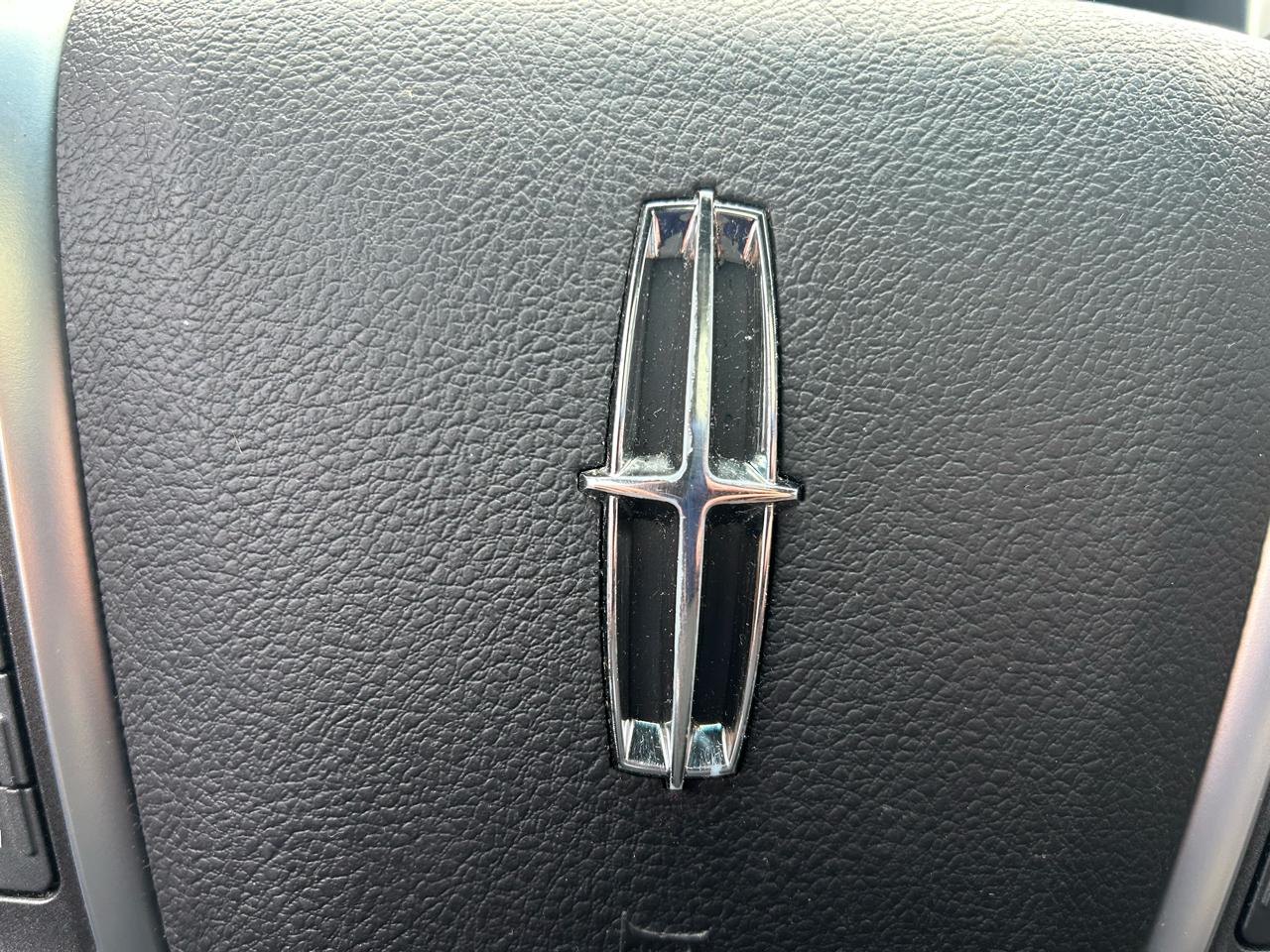 Lincoln MKS 3.5L with EcoBoost AWD 2011