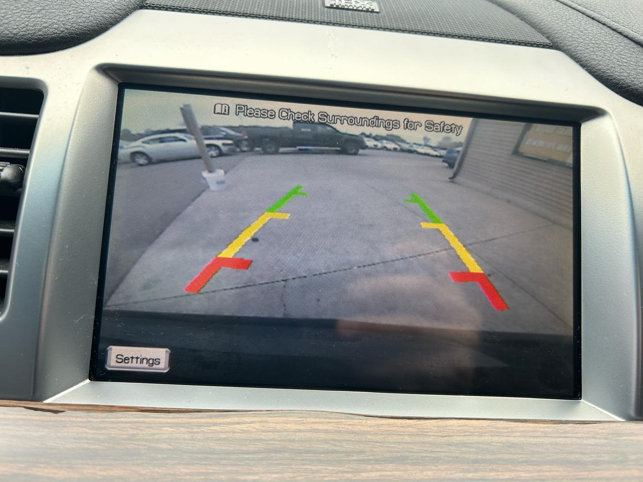 Lincoln MKS 3.5L with EcoBoost AWD 2011