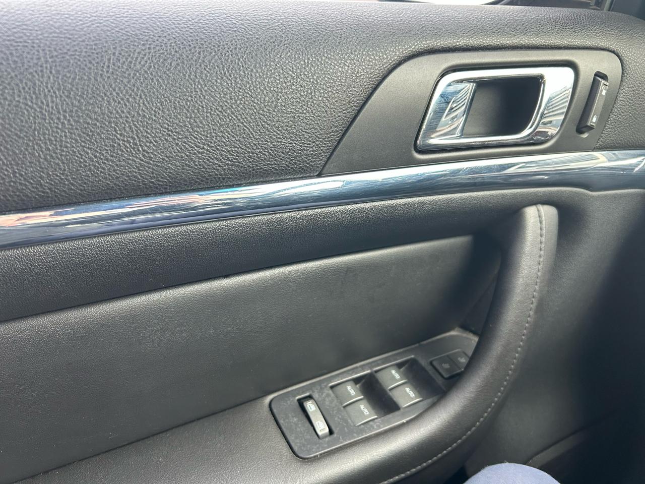 Lincoln MKS 3.5L with EcoBoost AWD 2011