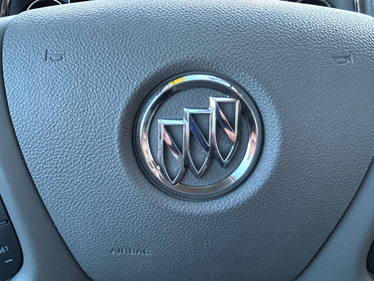 Buick Enclave Convenience AWD 2013