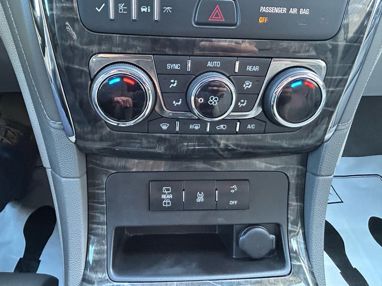 Buick Enclave Convenience AWD 2013
