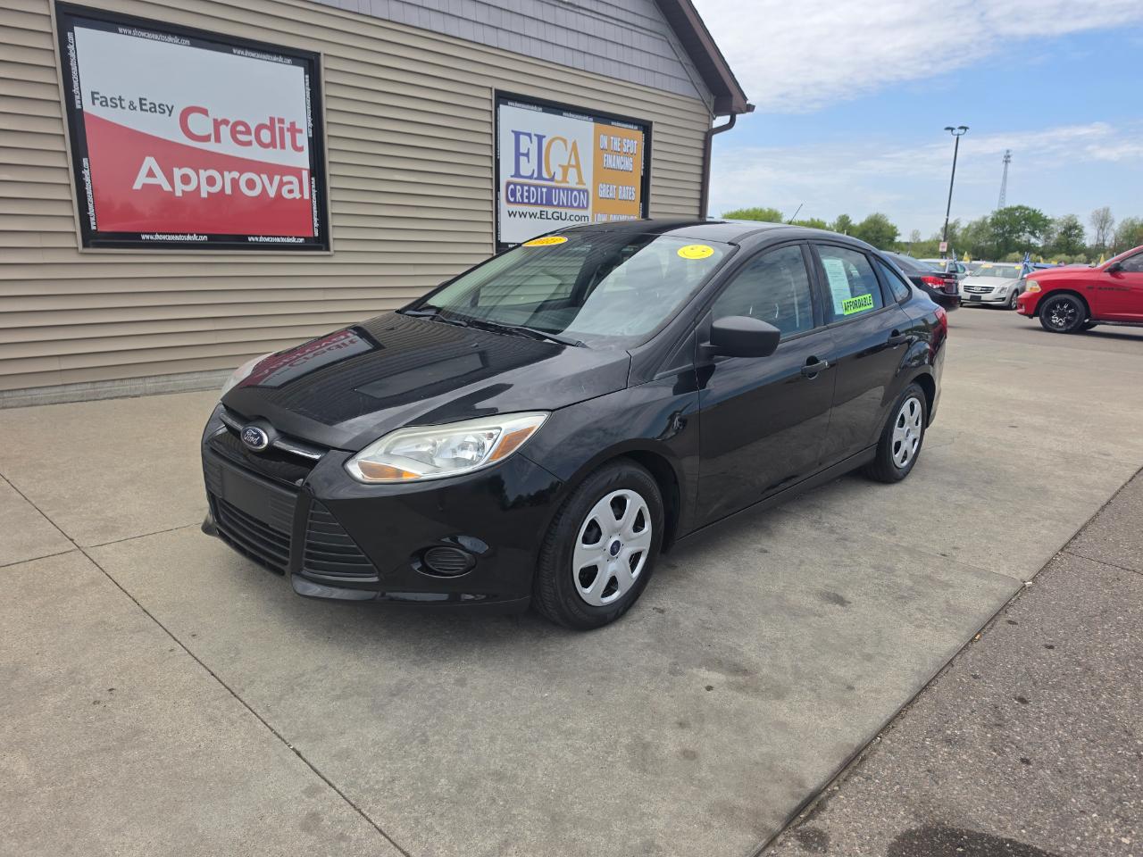 Ford Focus S Sedan 2013