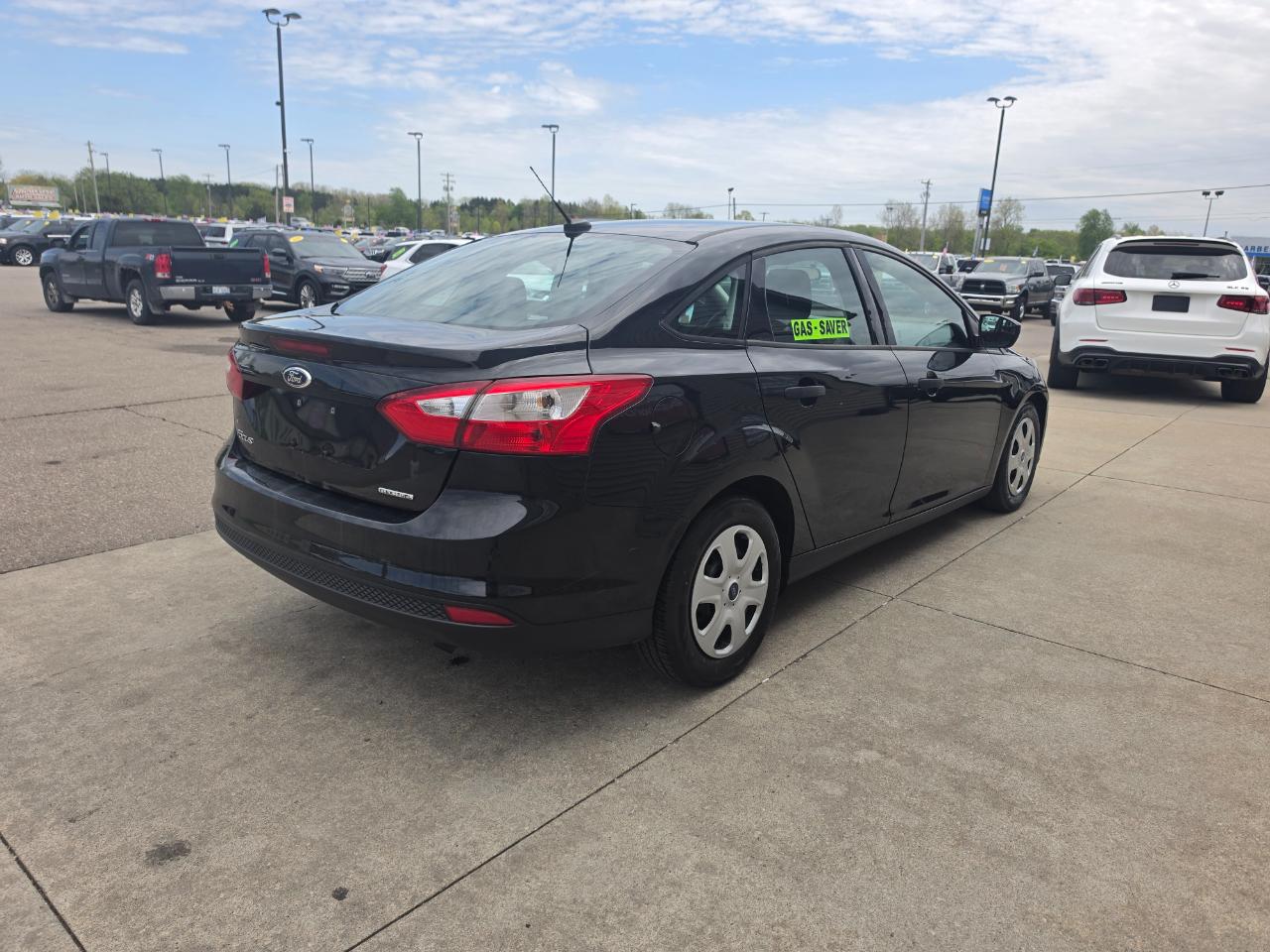 Ford Focus S Sedan 2013